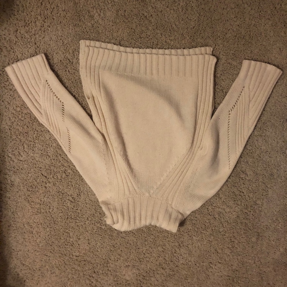 Sweater - Picture 3 of 3